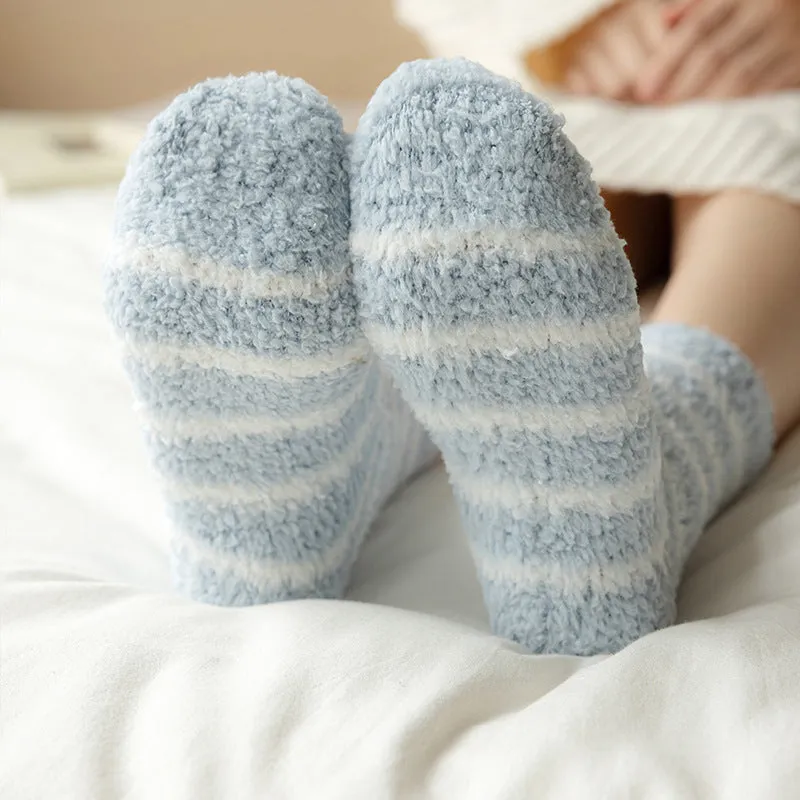 Cozy Winter Striped Women's Socks Thick, Non-Shedding Coral Fleece For Warmth, Leisure, And Sleep