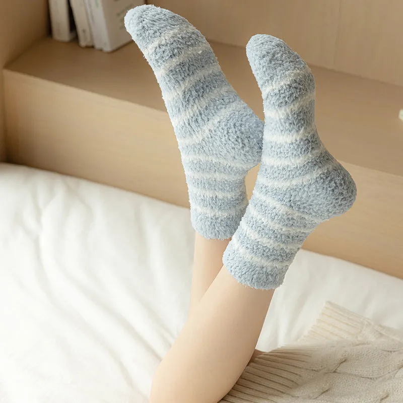 Cozy Winter Striped Women's Socks Thick, Non-Shedding Coral Fleece For Warmth, Leisure, And Sleep