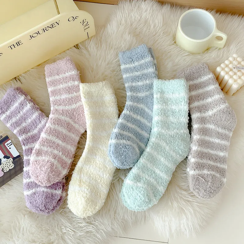 Cozy Winter Striped Women's Socks Thick, Non-Shedding Coral Fleece For Warmth, Leisure, And Sleep