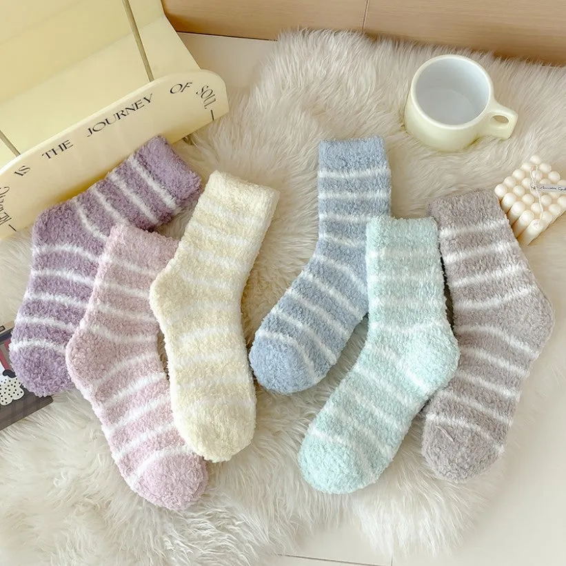 Cozy Winter Striped Women's Socks Thick, Non-Shedding Coral Fleece For Warmth, Leisure, And Sleep