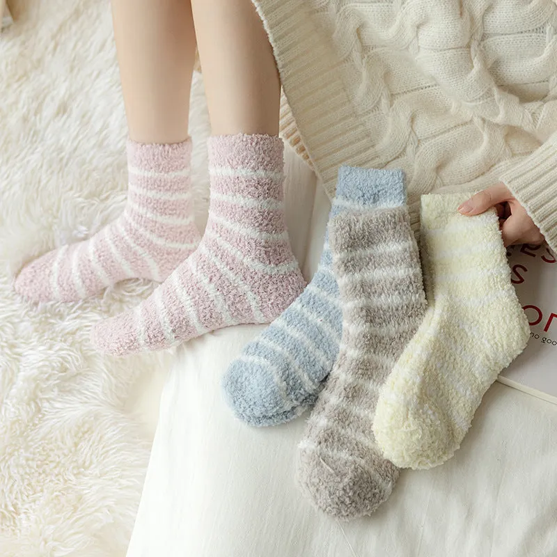 Cozy Winter Striped Women's Socks Thick, Non-Shedding Coral Fleece For Warmth, Leisure, And Sleep