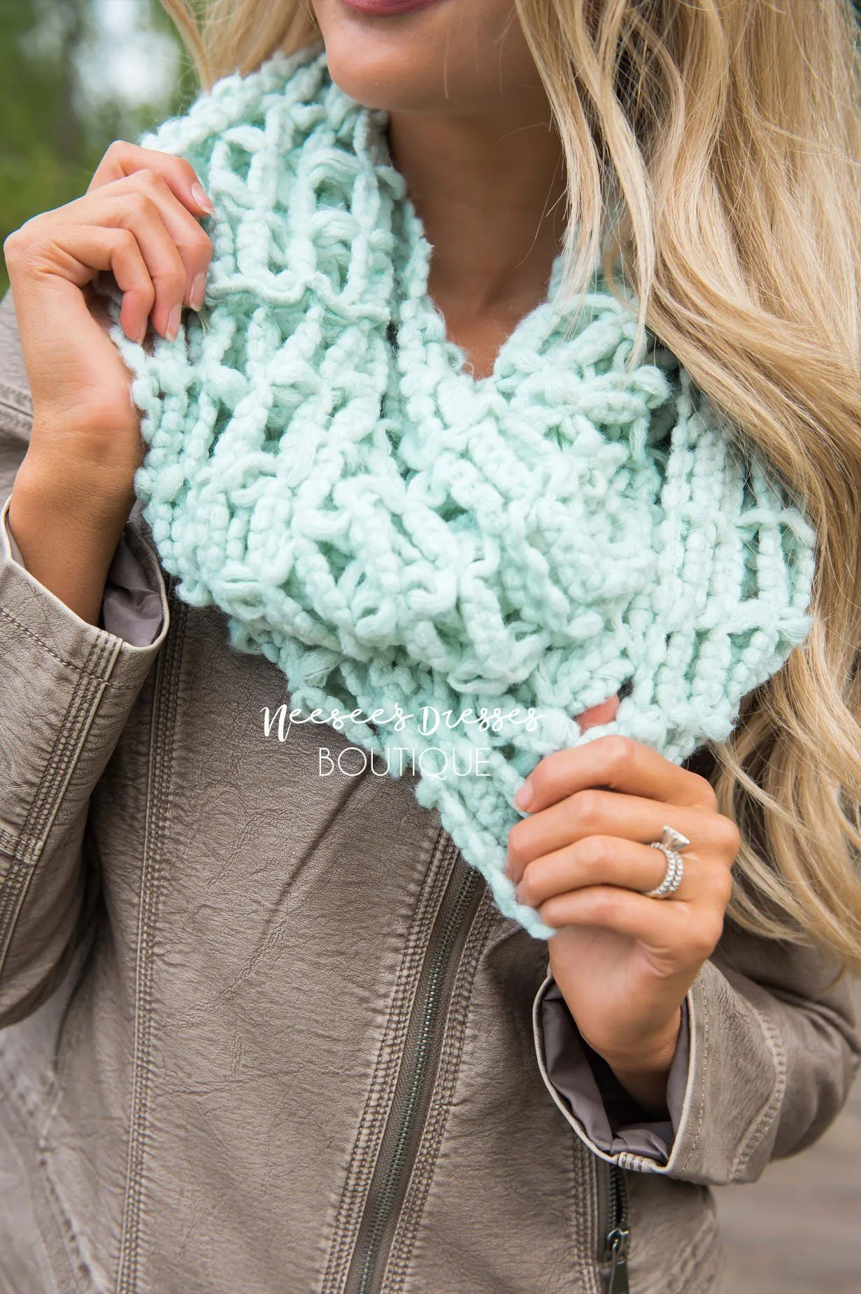 Cuddle Bug Lattice Infinity Scarf