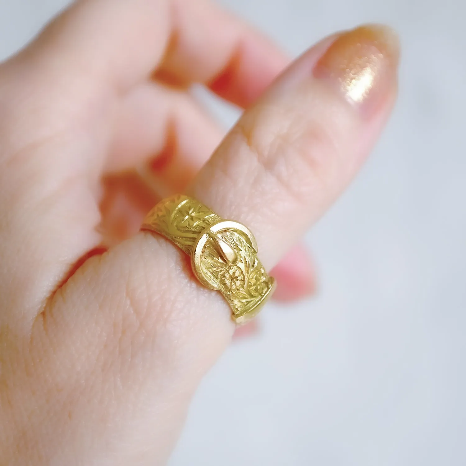 Gold Floral Engraved Buckle Ring
