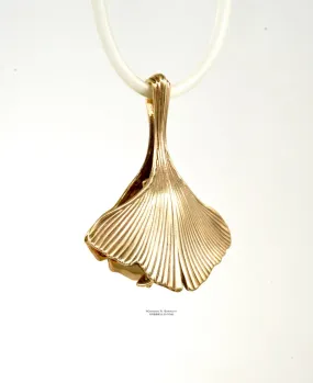 Large Ginkgo - Bronze