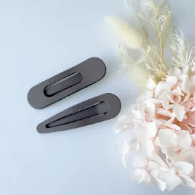Large pastel coated alligator clips - Dark grey