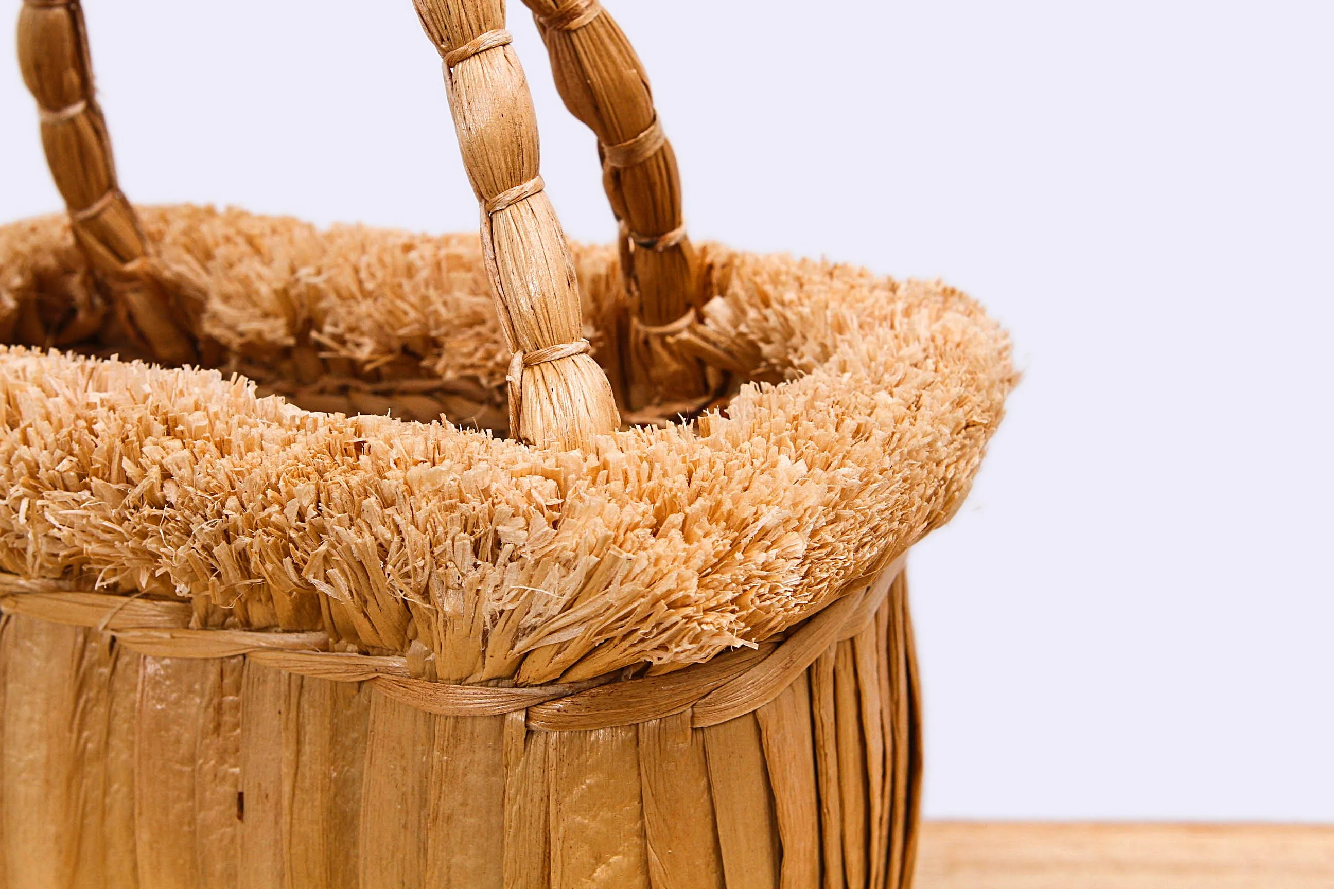 Sil Thin Chao Pha Ya - Natural straw wicker handbag