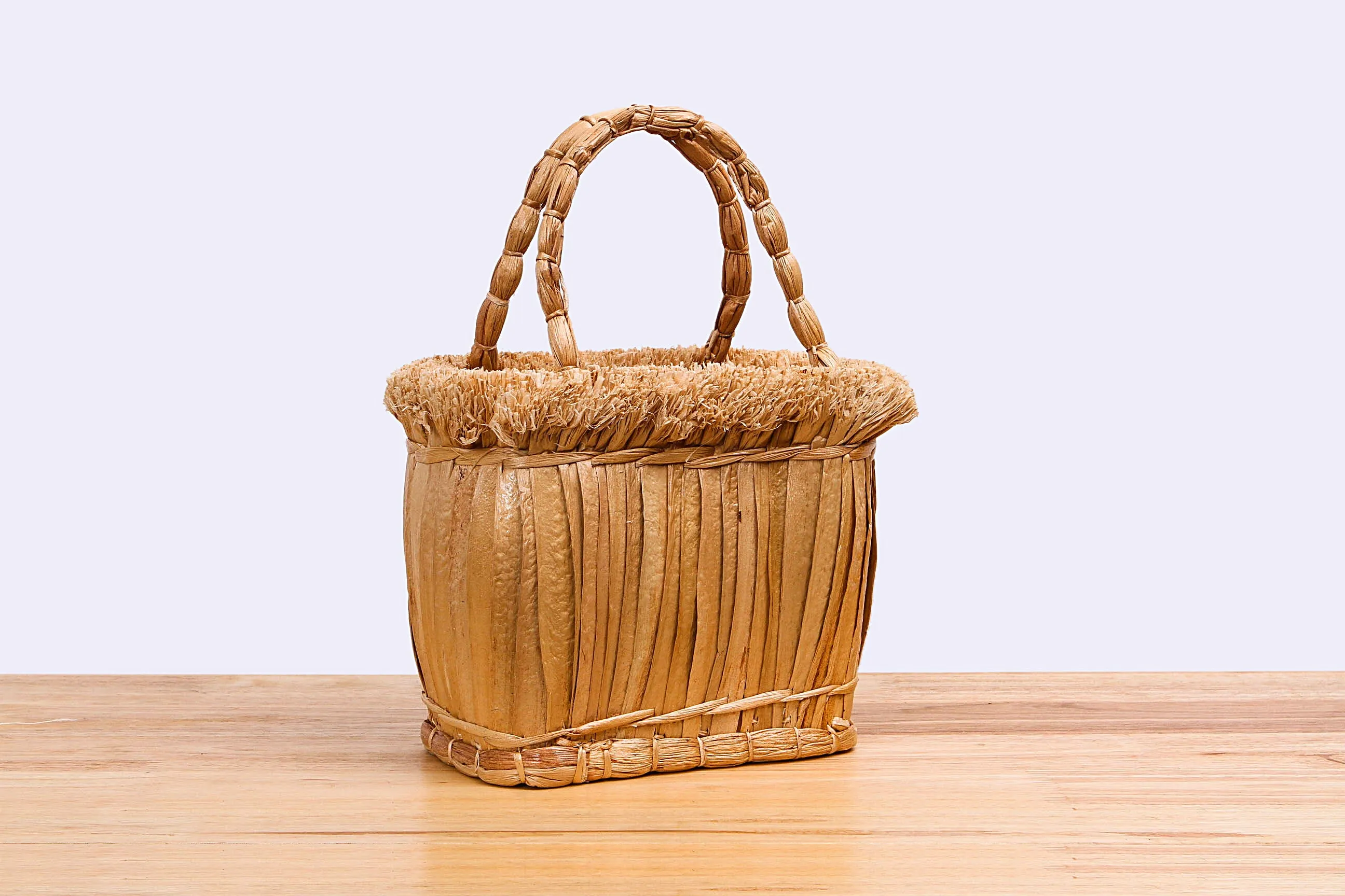 Sil Thin Chao Pha Ya - Natural straw wicker handbag