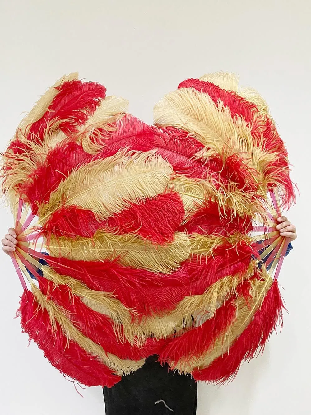 Single layer mix red & wheat Beginner’s Ostrich Feather Fan 25"x 45"