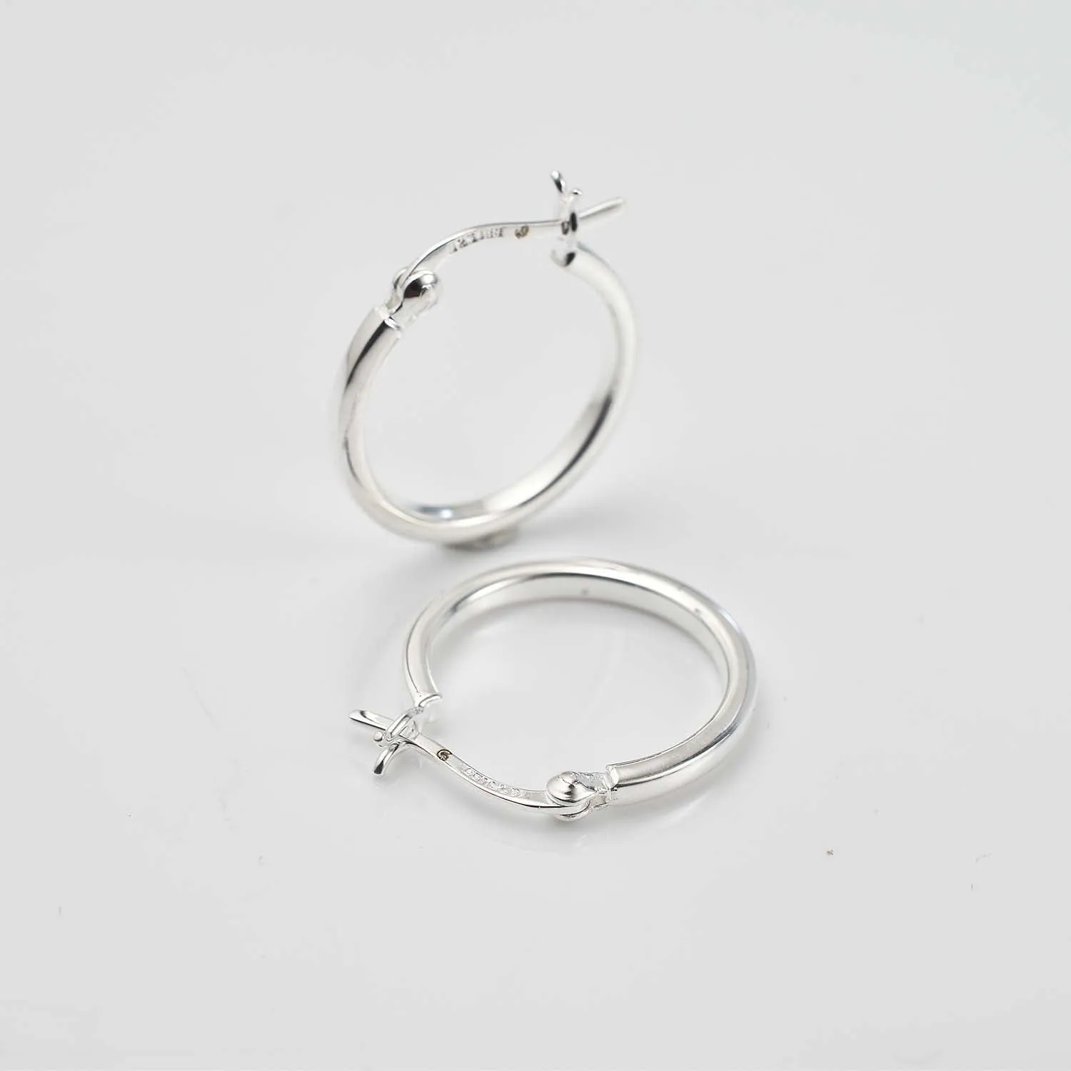 Square Hoop Creole Earrings   Molto Multi Link Ring