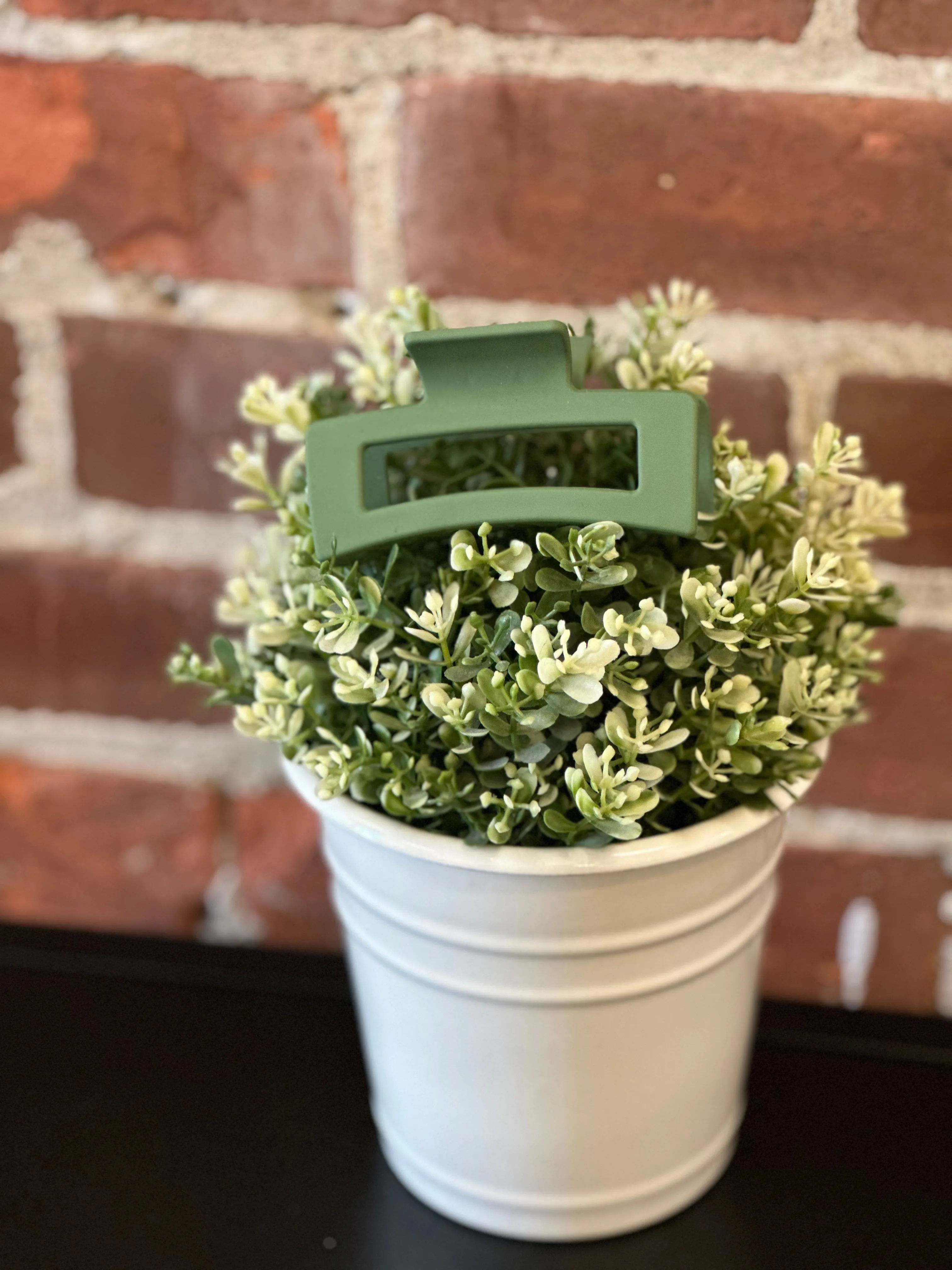 Square Matte Clip