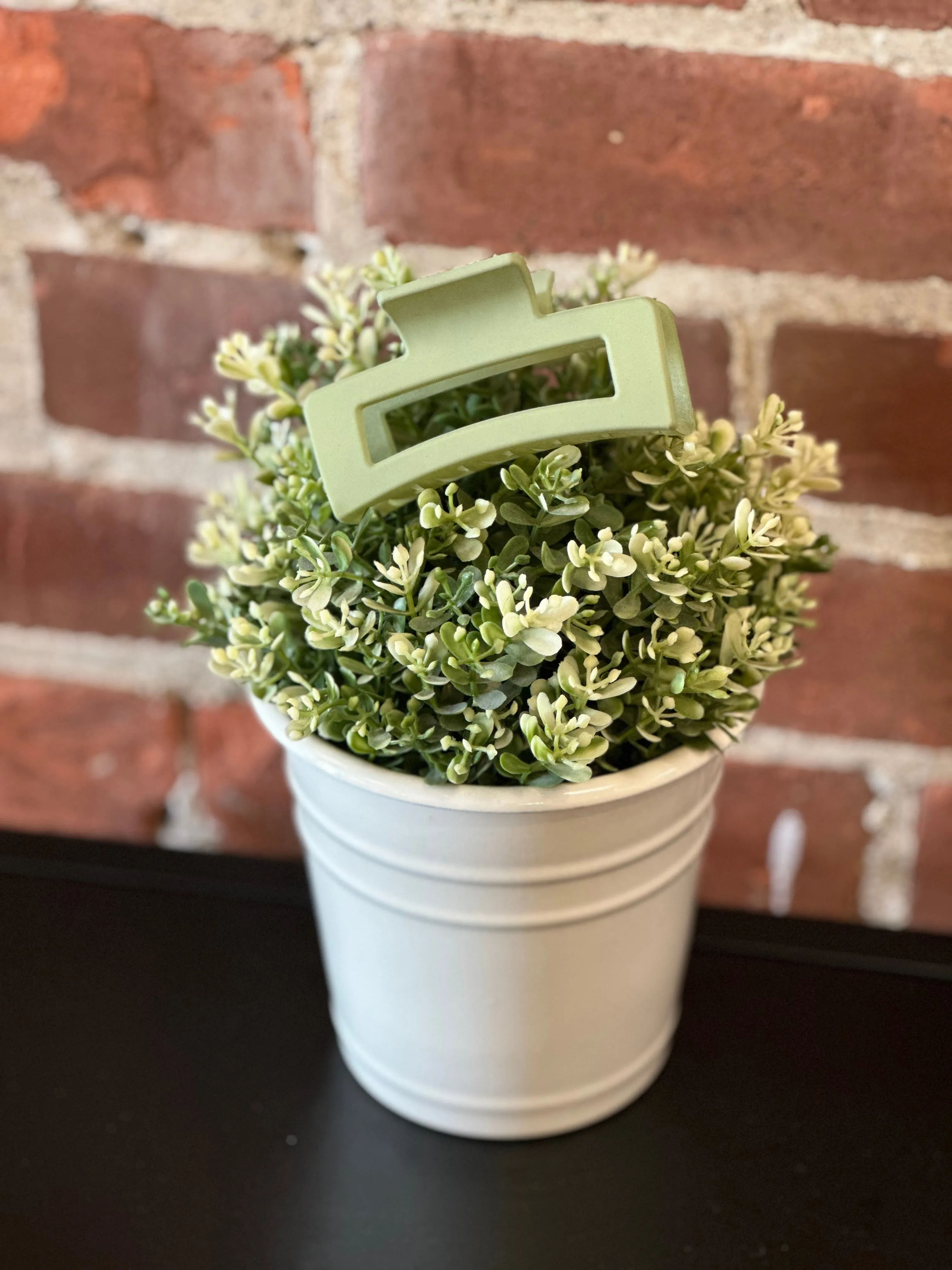 Square Matte Clip