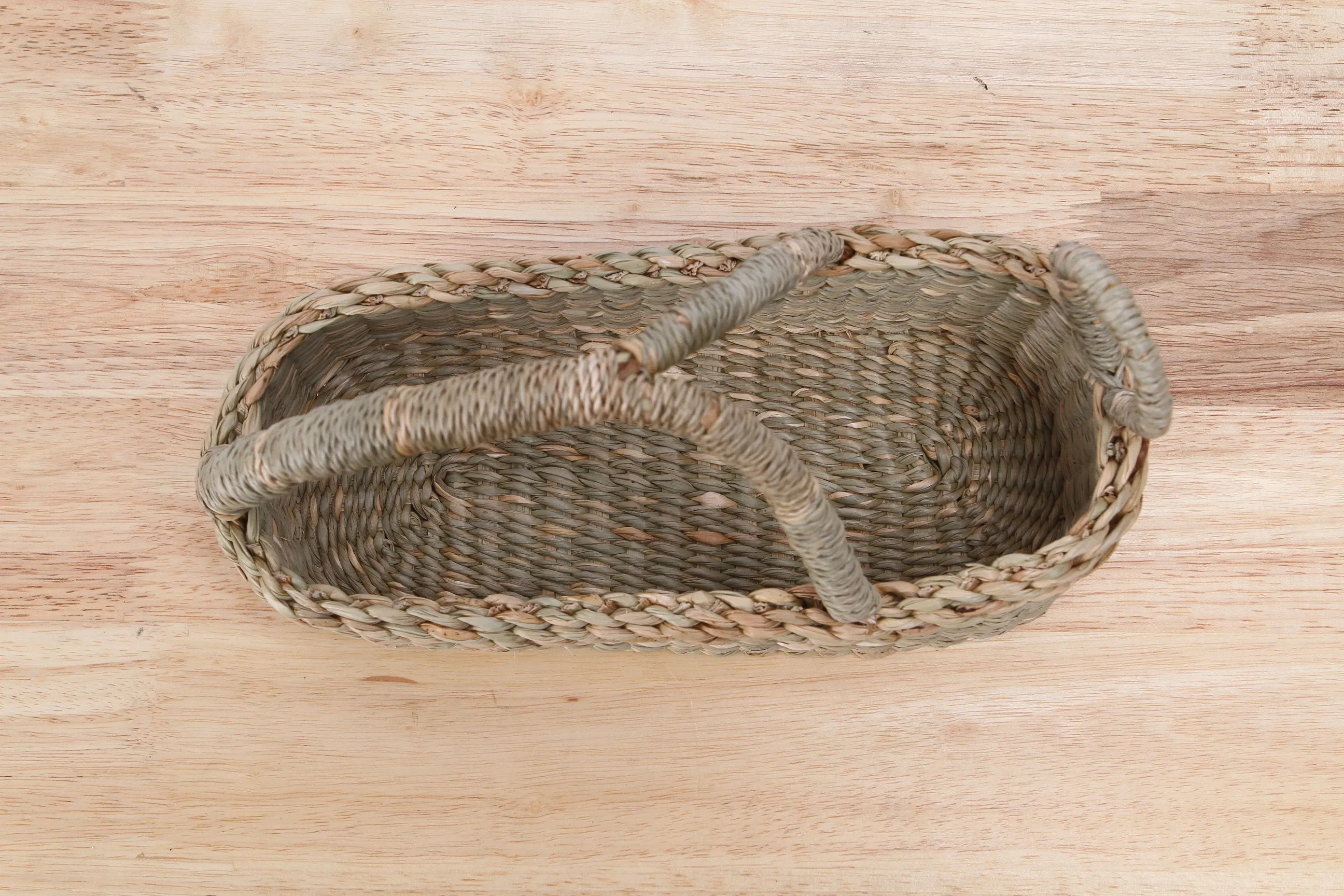 Straw Wine Rack