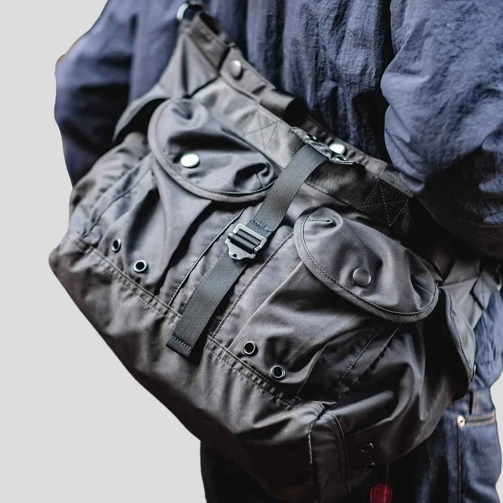 Tactical multi pocket weekender tote