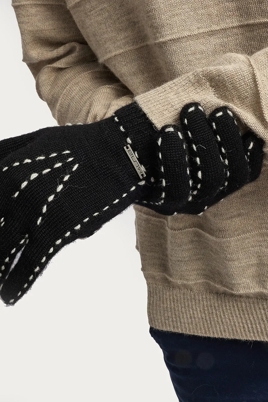 Willa Gloves Baby Alpaca Color Black & Ecru